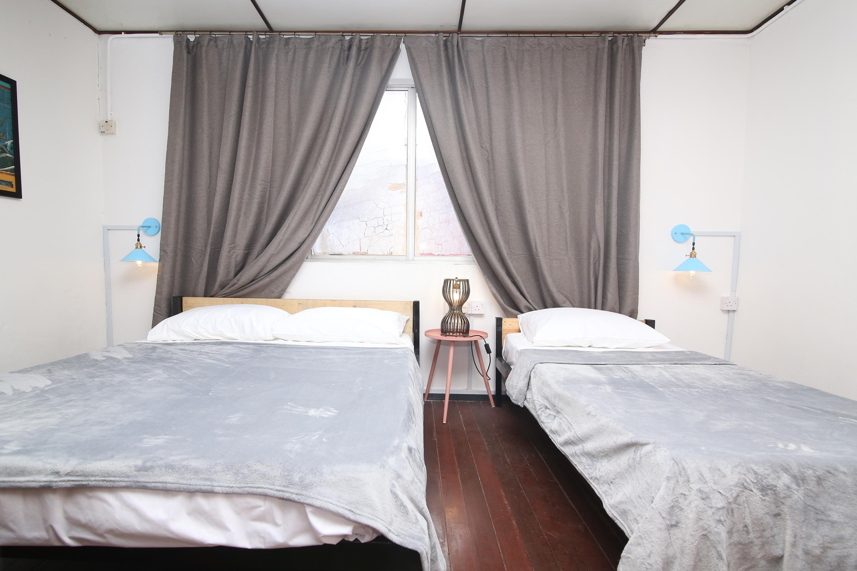 Spot On 90141 Threehouse Bed & Breakfast Kuching Eksteriør billede